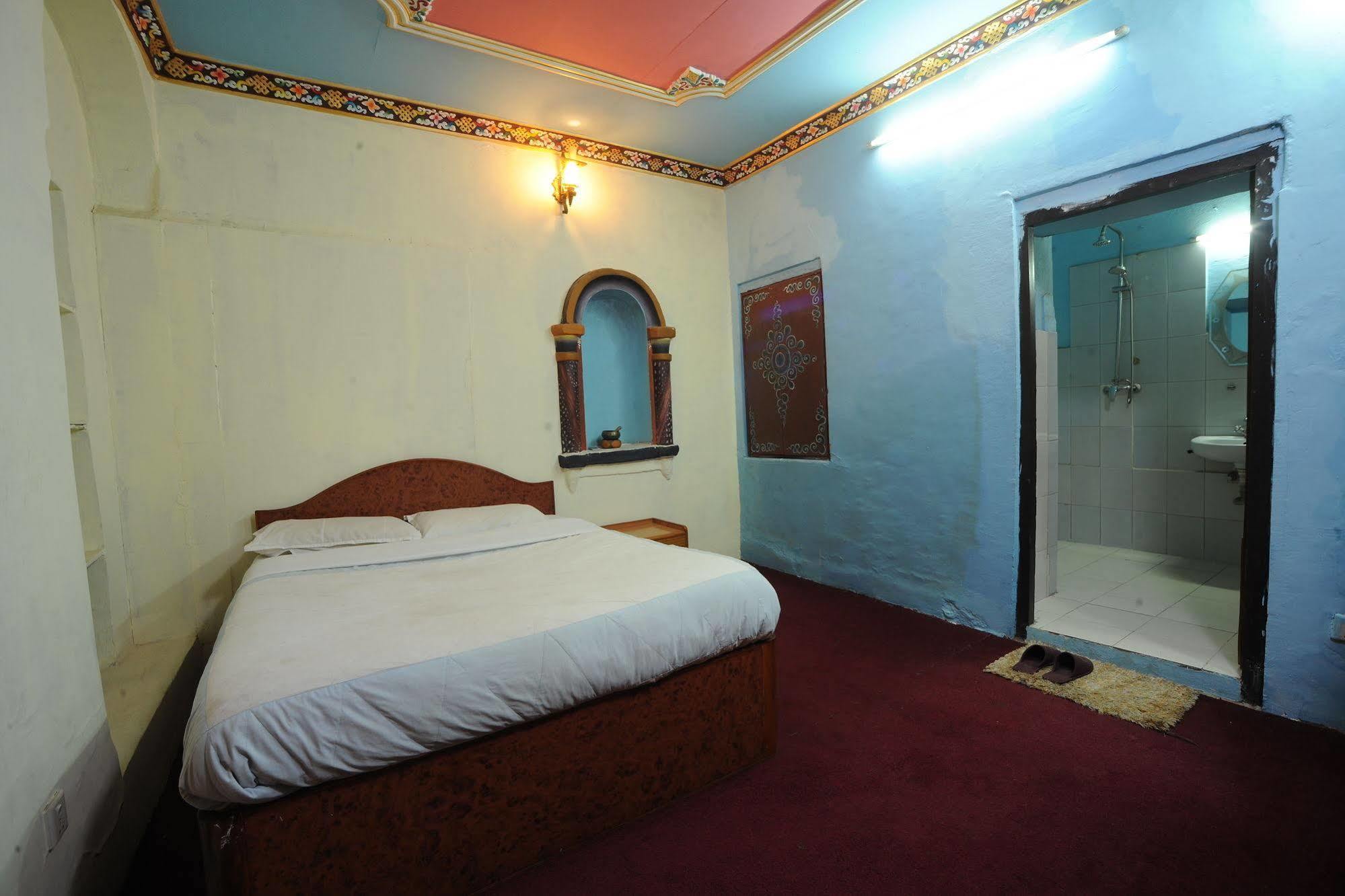 Hotel Himalaya Yoga Katmandu Zewnętrze zdjęcie