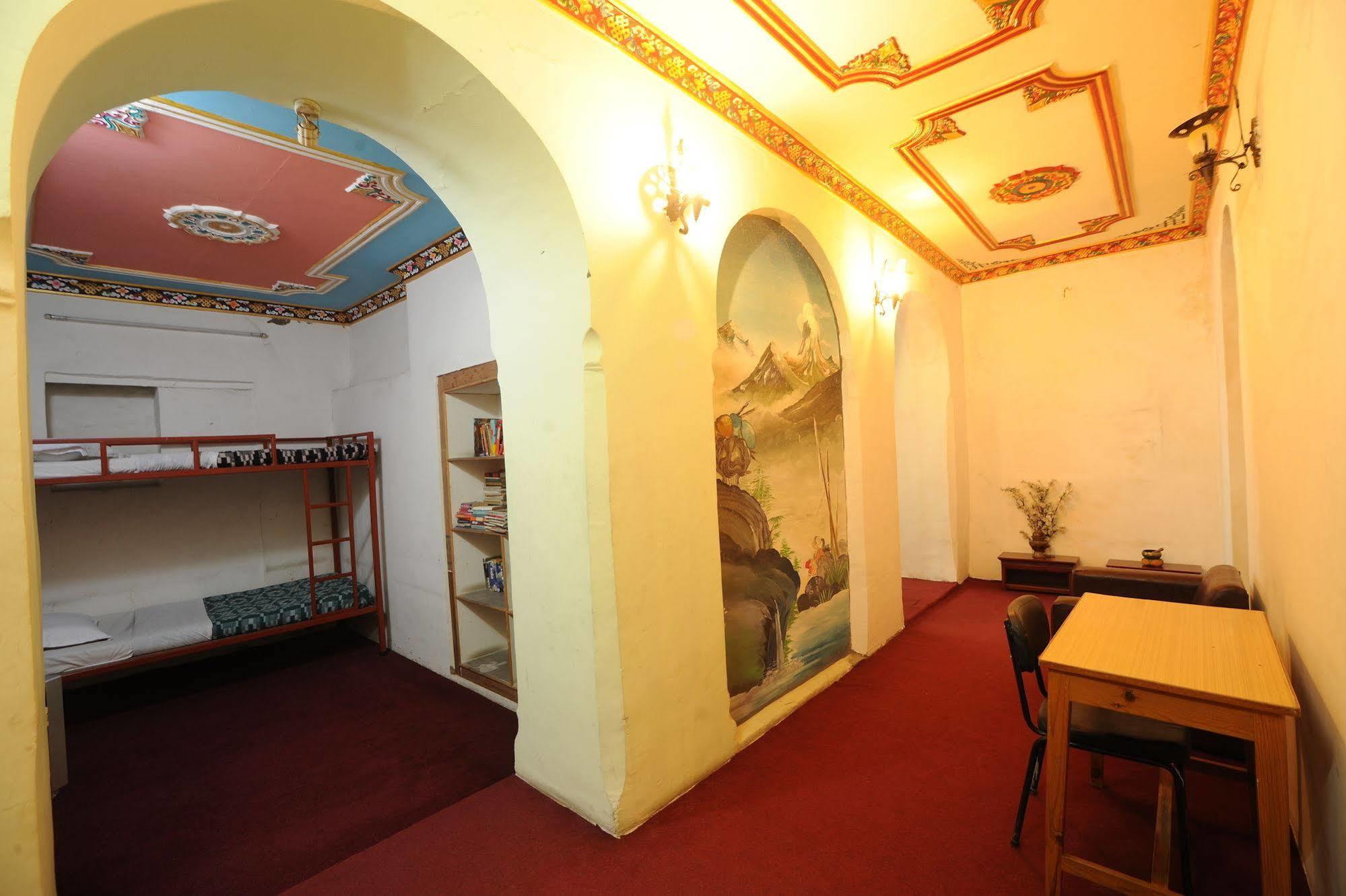 Hotel Himalaya Yoga Katmandu Zewnętrze zdjęcie